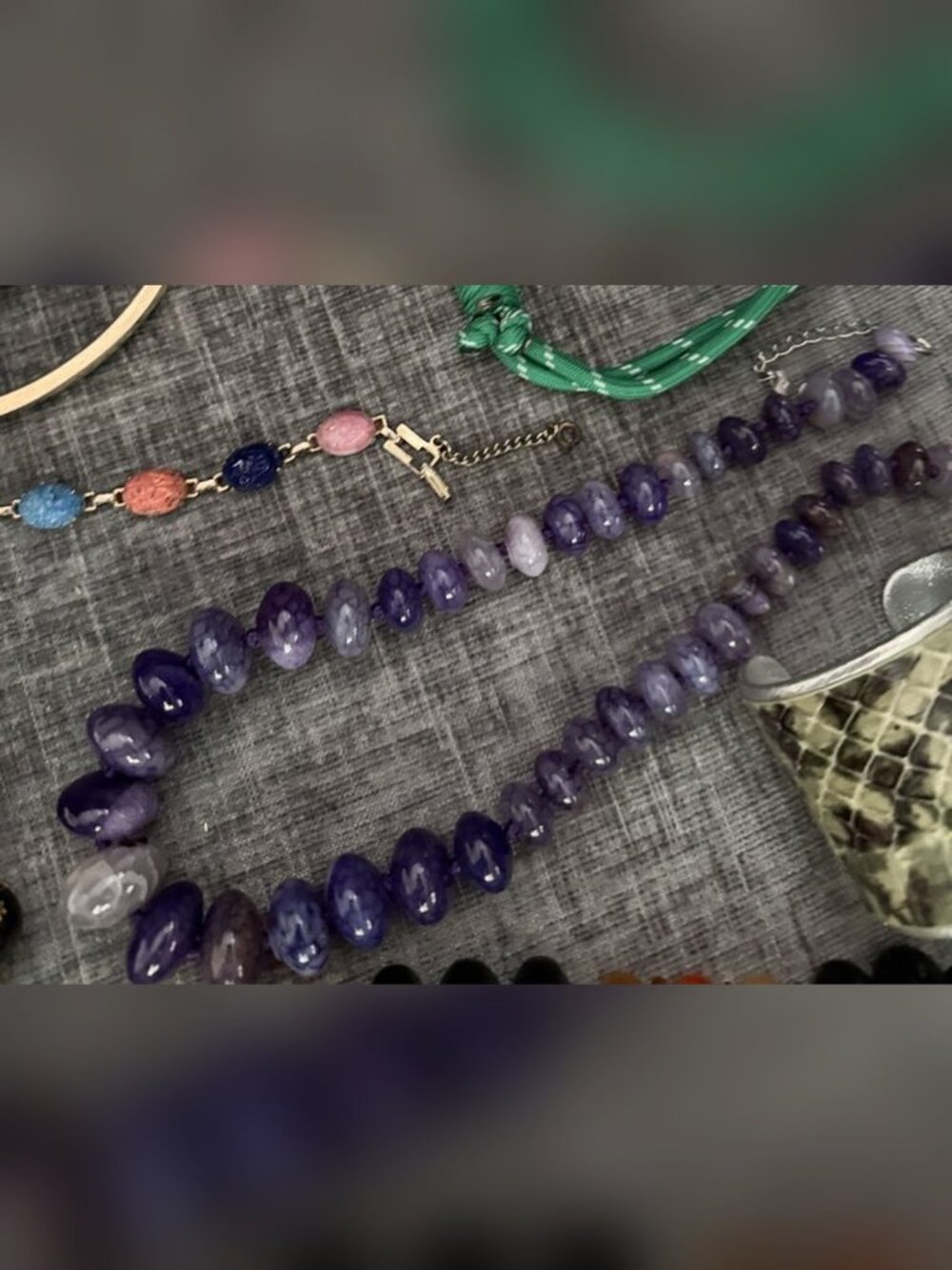 Graduated Purple Agate Bead Necklace